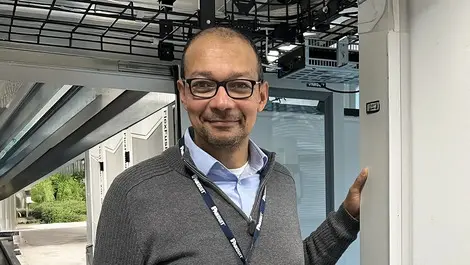 Integrating UPS and PDUs in Data Centre Management